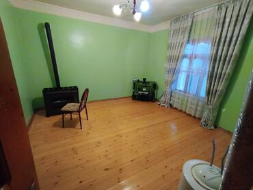 Həyət evləri və villaların satışı: 2 otaqlı, 20 kv. m, Kredit var, Orta təmir — 24