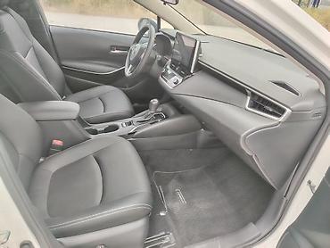 golf 1: Toyota Corolla: 2021 г., 1.8 л, Гибрид, Седан — 10