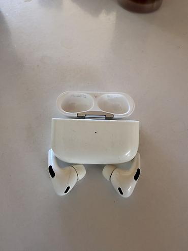 ucuz airpods: Apple AirPods Pro (2-ci nəsil) – Model A2968 Xüsusiyyətlər: - Aktiv — 1