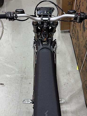 Мотоциклы: Surron Light Bee X 2️⃣ 2026 🔋 Батарея 78.54V45A съемная ⚡️ Мощность — 7