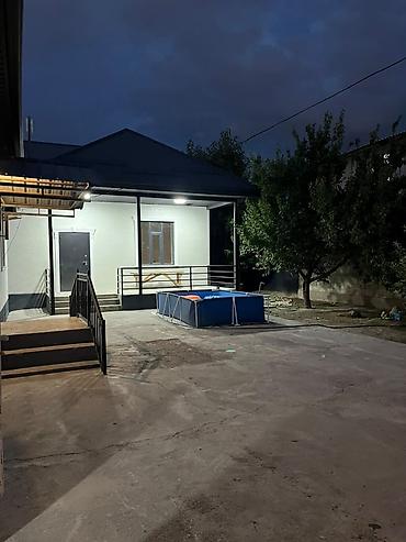 kg house: Ак-Ордо 1ден центринен, Гагарина 100 метр аралыкта жайгашкан. Үй жаңы — 2