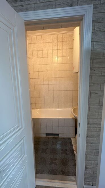 Долгосрочная аренда квартир: 4 комнаты at lalafo.kg — 2 Долгосрочная аренда квартир: 4 комнаты — 2