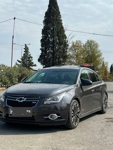 Avtomobil alışı: Chevrolet Cruze: 1.4 l | 2014 il 200000 km Sedan