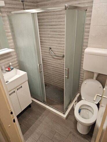 Dugoročno: 10 kv. m — 9