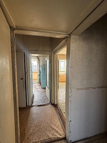 3 комнаты, 62 м², Центральная мечеть 105 серия, 7 этаж, Требуется ремонт at lalafo.kg 3 комнаты, 62 м², Центральная мечеть 105 серия, 7 этаж, Требуется ремонт