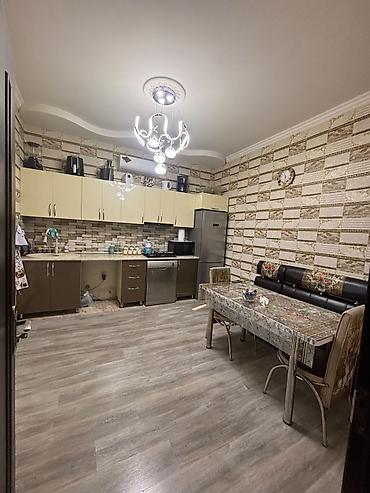 kursulu evler: 4 otaqlı, 130 kv. m, Yeni təmirli — 4