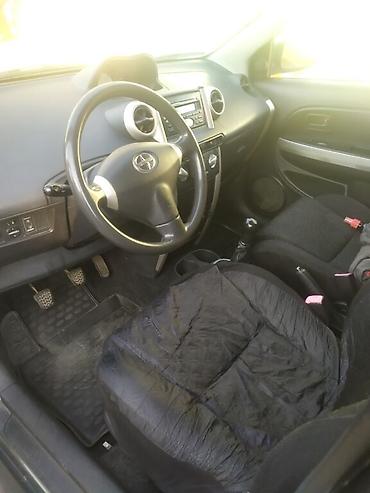 s class 221: Toyota Ist: 2004 г., 1.5 л, Механика, Бензин, Хэтчбэк — 10