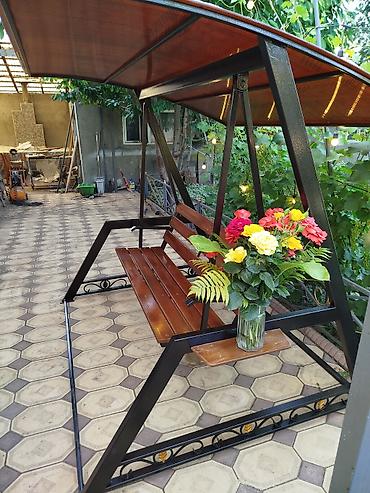 солнечный прожектор 200w: Садовые качели Металл, Со спинкой, С крышей — 1