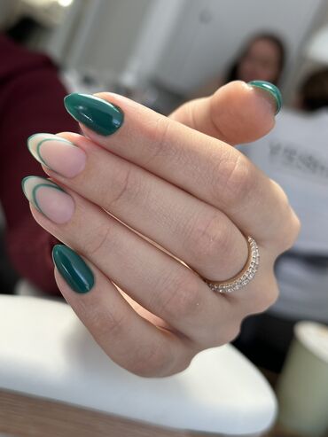 Маникюр, педикюр: Маникюр — это не только уход, но и настроение. Приглашаю вас на — 10