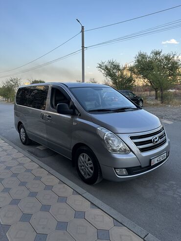 vaz 12: Hyundai Starex: 2017 г., 2.5 л, Автомат, Дизель, Вэн/Минивэн