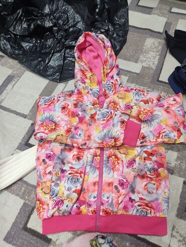 Мокасины и лоферы: За всё 2500 сом. все женские вещи на размер 42-44,вся обувь 37 at lalafo.kg — 17 Мокасины и лоферы: За всё 2500 сом. все женские вещи на размер 42-44,вся обувь 37 — 17