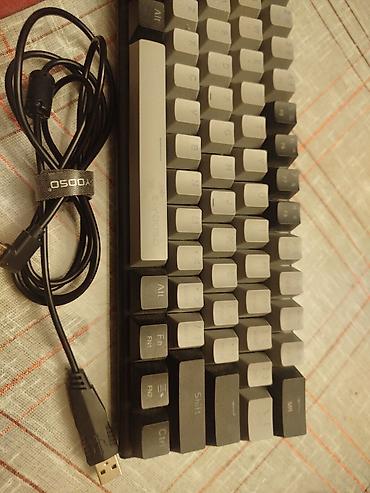 Tastature: Mala E-YOOSO Z11 tastatura.
Ispravna — 19
