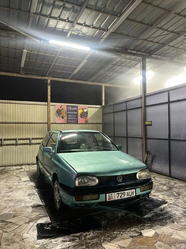 амортизаторы на бмв: Volkswagen Golf: 1993 г., Хетчбек