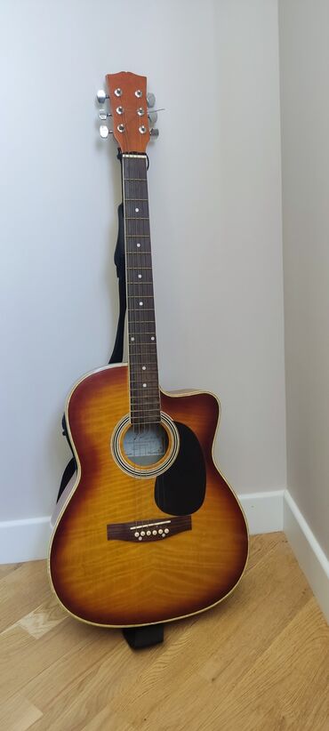 harley benton gitara: Akustik gitara, Yamaha, 6 sim, İşlənmiş