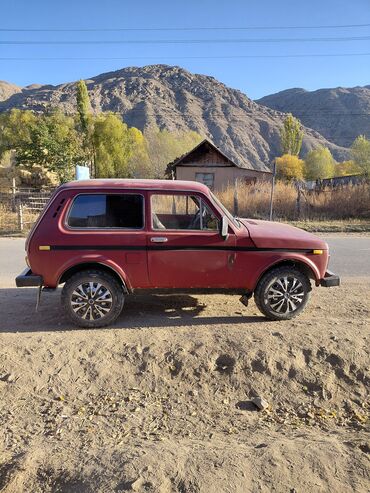 мотор фольцваген: ВАЗ (ЛАДА) 4x4 Niva: 1983 г., 1.7 л, Механика, Бензин, Жол тандабас