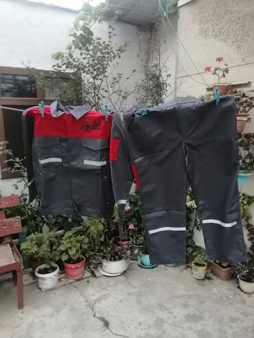 toxunma jilet: İş formaları 48 ve 52 razmer yeni upakovkada. 30 manat Jiletka da var