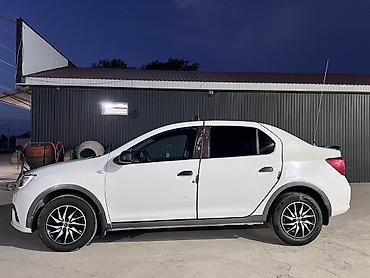 авто ярис: Renault Logan: 2018 г., 1.6 л, Механика, Бензин, Седан — 4