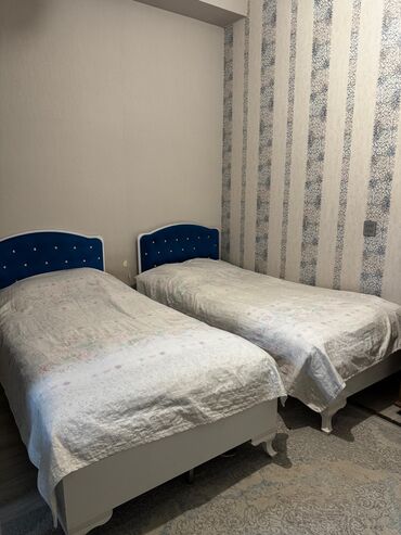 Ev üçün digər mebel: İki eded kravat. çütu 220azn. ayrı ayrı 110azn. ünvan 8