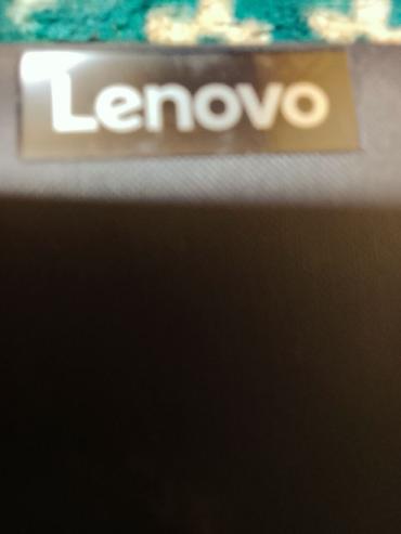 айфон 3gs: Ноутбук Lenovo в классическом чёрном корпусе. На фото видно, что — 5