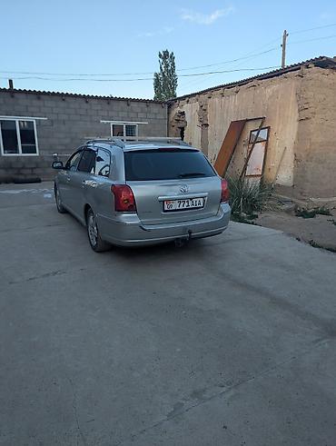 бир: Toyota Avensis: 2003 г., 1.8 л, Кол менен иштөөчү, Универсал — 3
