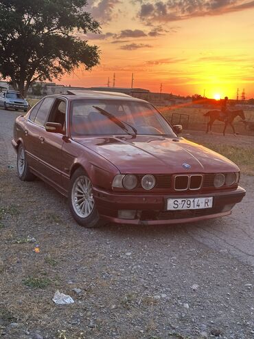 е34 2 5: BMW 5 series: 1991 г., 2 л, Механика, Бензин, Седан