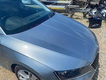 bravo: HAUBA ZA ŠKODA SUPERB | Hauba za Skoda Superb III Odlicno stanje — 3
