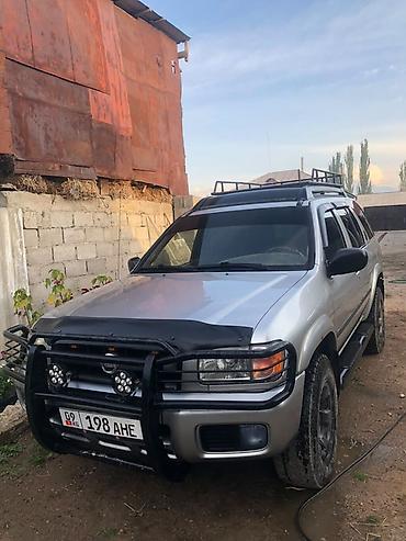 скутер на воду: Nissan Terrano: 2002 г., Механика, Бензин, Внедорожник — 1