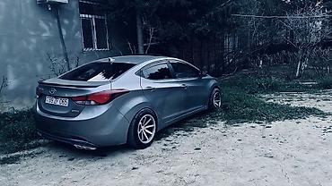 elantra difuzer: Hyundai Elantra sedan (gümüşü rəng). Xarici görünüş sport üslubunda — 1