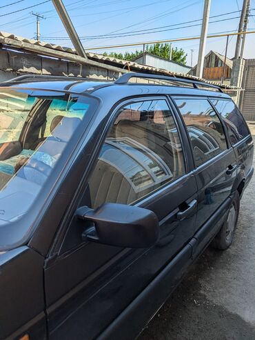 Volkswagen: Volkswagen Passat Variant: 1992 г., 2 л, Механика, Газ, Универсал — 3