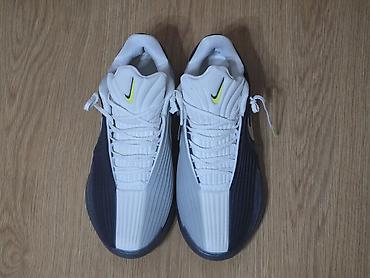 Мужские кроссовки, 44, Nike, Б/у, цвет - Белый, Платная доставка at lalafo.kg Мужские кроссовки, 44, Nike, Б/у, цвет - Белый, Платная доставка