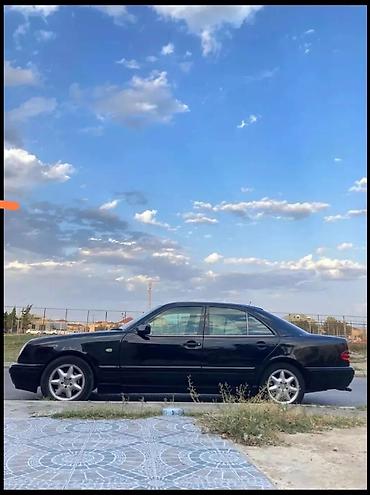 w210 kardan: Mercedes-Benz E-Class (W210) sedan - Kuzov: 4 qapılı sedan, qara rəng — 4