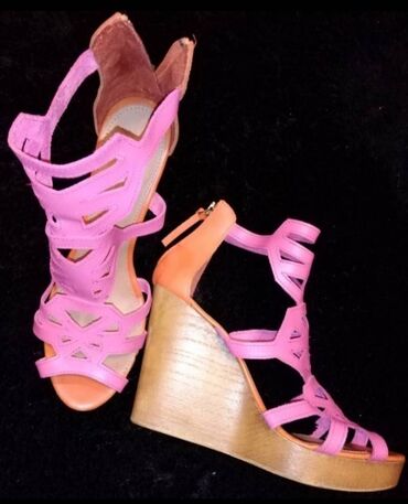 ženske sandale: Sandals, Bershka, 39