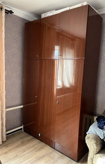 стульчик для новорожденных 3 в 1: Кийим салуучу шкаф, Түз