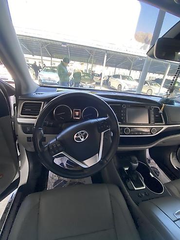 Toyota: Toyota Highlander: 2018 г., 3.5 л, Автомат, Бензин, Кроссовер — 11