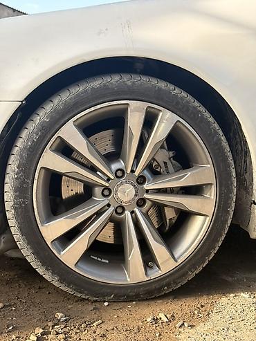 Колеса в сборе: Б/у Колесо AMG 255 / 40 / R 19, 5 Болтов — 3