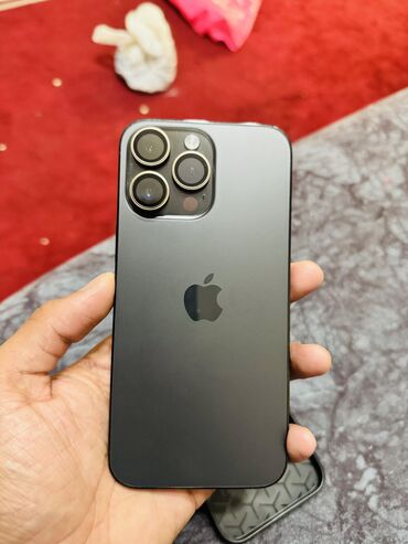 iphone 13 pro max рассрочка: IPhone 14 Pro Max, Б/у, 256 ГБ, Black Titanium, Чехол, 87 %