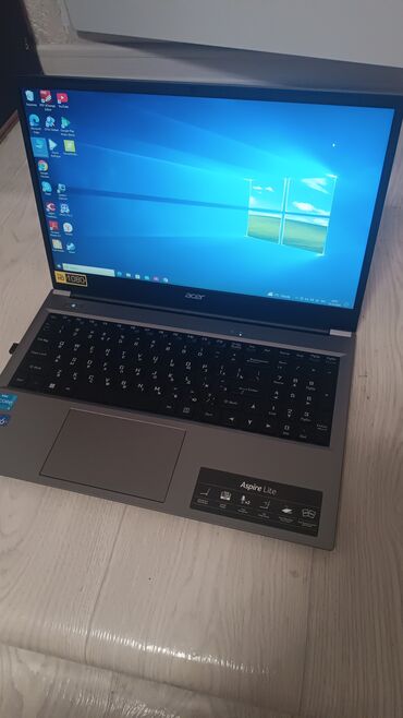 руль genius для компьютера: Ноутбук, Acer, 8 ГБ ОЗУ, Intel Core i3, 15.6 ", Новый, Для несложных задач, память HDD + SSD