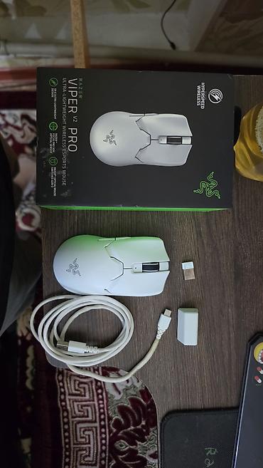 колонки и микрофон: Razer Viper V2 Pro (белая) — ультралёгкая беспроводная игровая мышь — 1