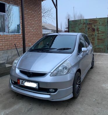 Honda: Honda Fit: 2002 г., 1.3 л, Автомат, Бензин