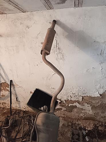 bob kat: Avtomobil üçün tam komplekt egzoz sistemi satılır. Tərkib: - Ön — 1