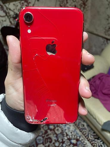 Apple iPhone: IPhone Xr, Б/у, 128 ГБ, Красный, Чехол, 79 % — 9