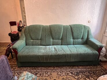 Раскладные диваны: Раскладной диван, Б/у, Двухстворчатая