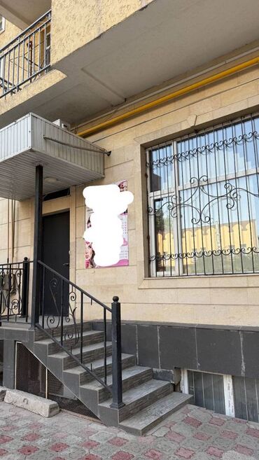 продаю каракол: Сатам Дүкөн Турак үйдө, 40 кв. м, Жаңы ремонт, Эшиги өзүнчө, 1 кабат