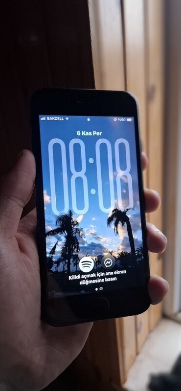 телефоны fly официальный: IPhone SE 2020, Черный, Отпечаток пальца