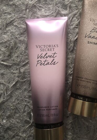 victoria secret parfum: Victoria’s secret
Tezedi! Acilmiyib! Cox gozel iyi var! Originaldi
