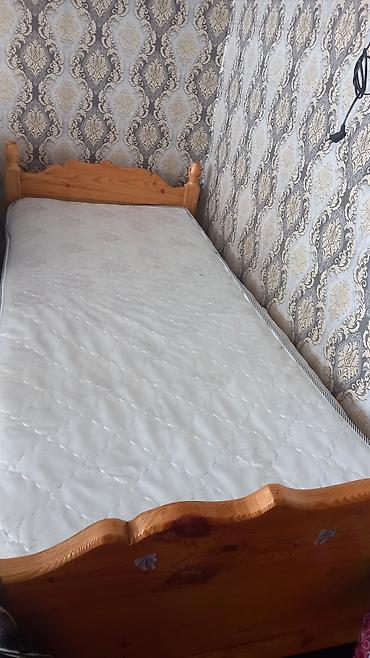 azəri sekisləri: İşlənmiş, Təknəfərlik çarpayı, Bazasız, Matras ilə, Siyirməli, Azərbaycan — 3