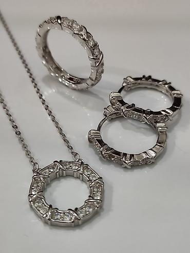 Серебряные наборы украшений: Серебряный Набор 925 пробы Размеры имеются Цена 5000 сом Можете — 8