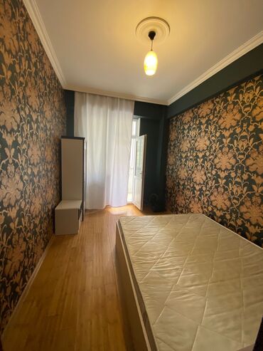 Uzunmüddətli kirayə mənzillər: Kristalin binasinda 13/3 mertebesinde 3 otaqli ev 550 azn evde bütun — 9