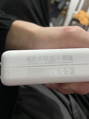 Зарядное устройство Apple USB‑C Power Adapter 96W. Продаётся Apple