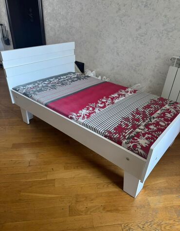 Çarpayılar: Təknəfərlik çarpayı, Bazasız, Matras ilə, Siyirməsiz
